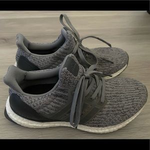 Adidas Ultraboost - Kid’s Size 4 (womens size 5.5)